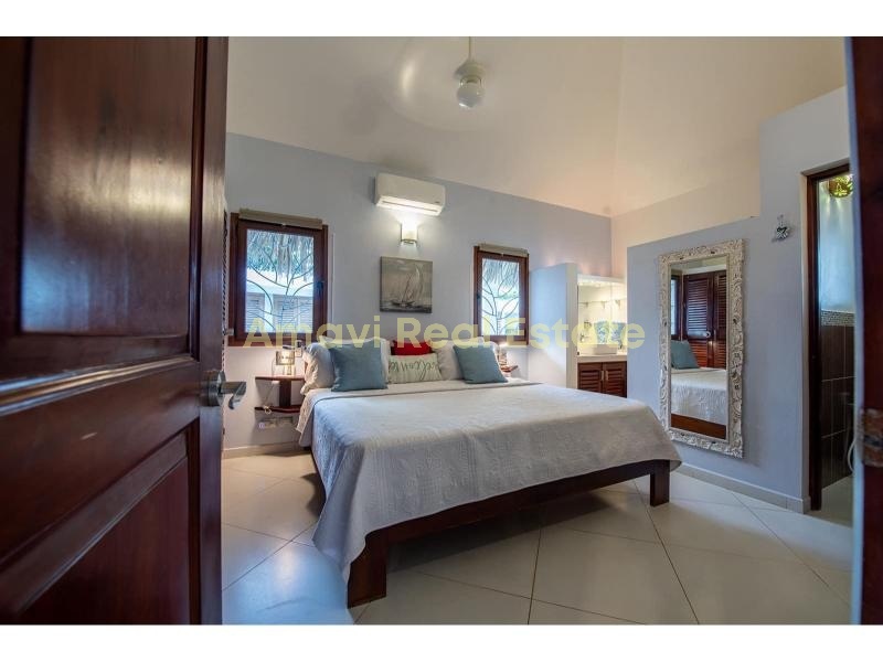 Playa Las Ballenas, 4 Bedrooms Bedrooms, ,4 BathroomsBathrooms,Villa,For Sale,1100