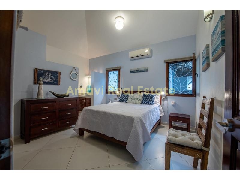 Playa Las Ballenas, 4 Bedrooms Bedrooms, ,4 BathroomsBathrooms,Villa,For Sale,1100