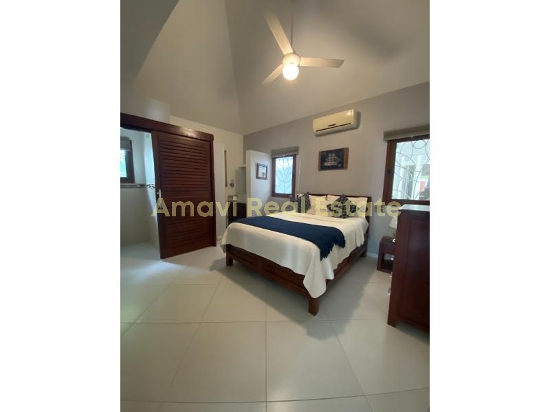 Playa Las Ballenas, 4 Bedrooms Bedrooms, ,4 BathroomsBathrooms,Villa,For Sale,1100