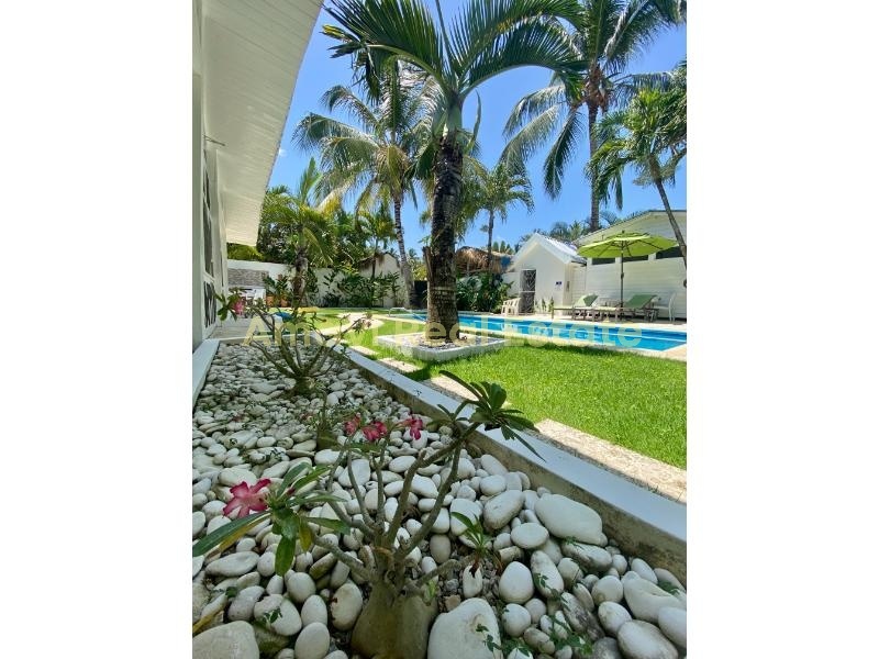 Playa Las Ballenas, 4 Bedrooms Bedrooms, ,4 BathroomsBathrooms,Villa,For Sale,1100