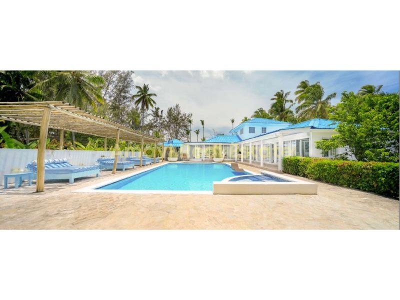 Playa Las Ballenas, 5 Bedrooms Bedrooms, ,5 BathroomsBathrooms,Villa,For Sale,1134