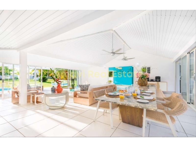 Playa Las Ballenas, 5 Bedrooms Bedrooms, ,5 BathroomsBathrooms,Villa,For Sale,1134