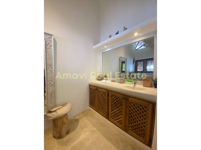 Coson, 6 Bedrooms Bedrooms, ,6 BathroomsBathrooms,Villa,For Sale,1181