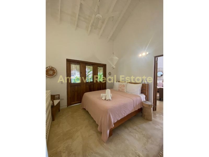 Coson, 6 Bedrooms Bedrooms, ,6 BathroomsBathrooms,Villa,For Sale,1181