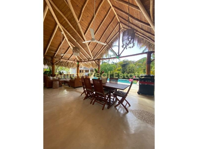 Coson, 6 Bedrooms Bedrooms, ,6 BathroomsBathrooms,Villa,For Sale,1181