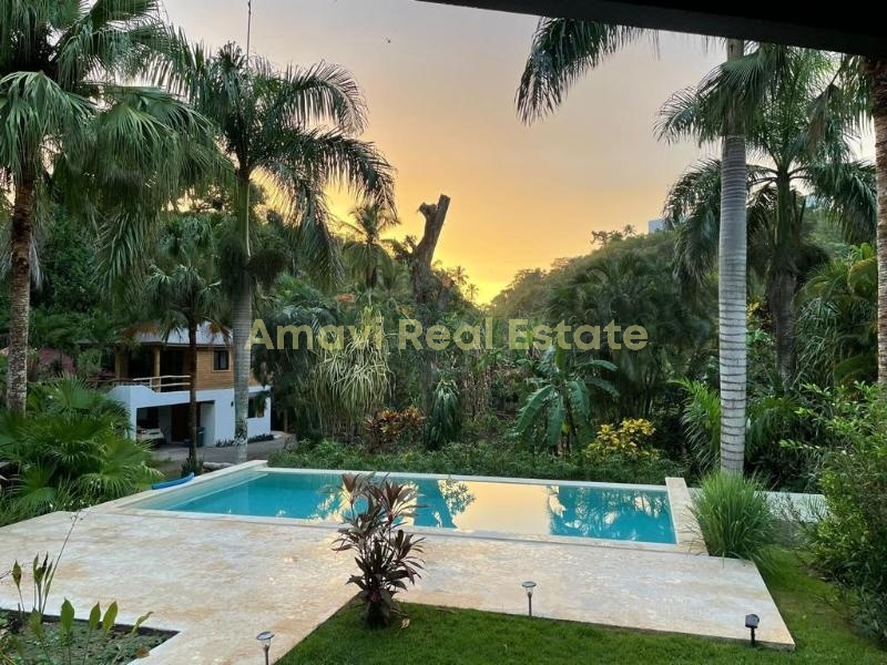 Coson, 5 Bedrooms Bedrooms, ,5 BathroomsBathrooms,Villa,For Sale,1200