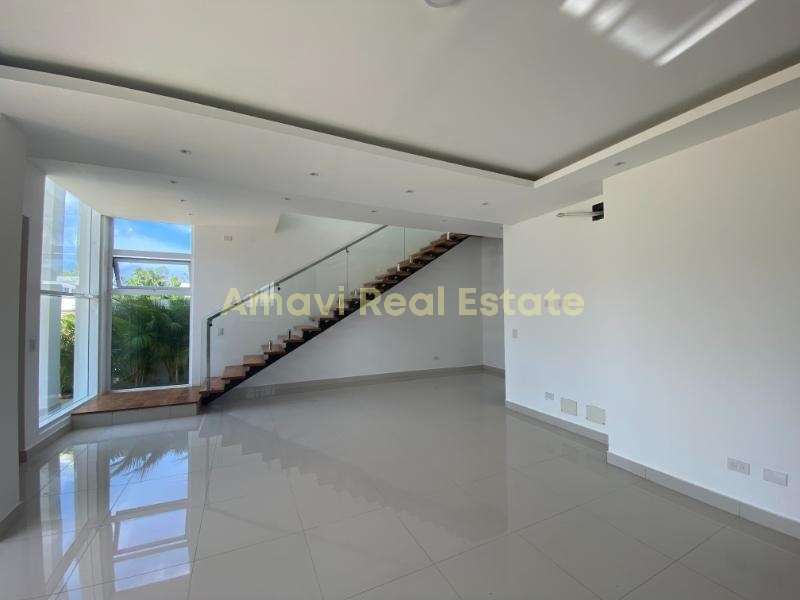 Playa Las Ballenas, 3 Bedrooms Bedrooms, ,3 BathroomsBathrooms,Villa,For Sale,1211