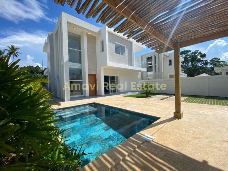 Playa Las Ballenas, 3 Bedrooms Bedrooms, ,3 BathroomsBathrooms,Villa,For Sale,1211