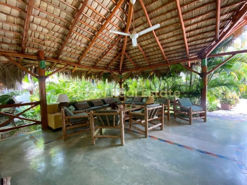 Playa Las Ballenas, 3 Bedrooms Bedrooms, ,3 BathroomsBathrooms,Villa,For Sale,1273