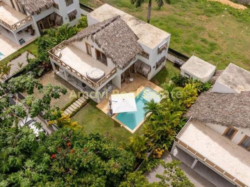 Las Terrenas, La Bonita, 5 Bedrooms Bedrooms, ,3 BathroomsBathrooms,Villa,For Sale,1309