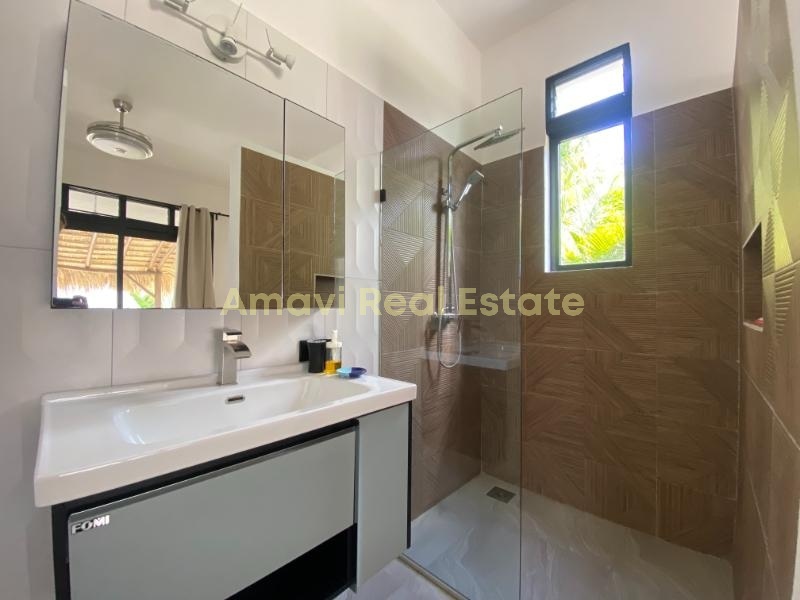 Playa Las Ballenas, 5 Bedrooms Bedrooms, 0 ,5 BathroomsBathrooms,Villa,For Sale,0,1320