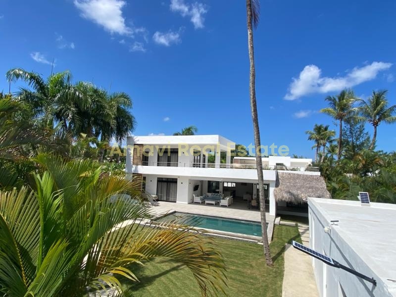 Playa Las Ballenas, 5 Bedrooms Bedrooms, 0 ,5 BathroomsBathrooms,Villa,For Sale,0,1320