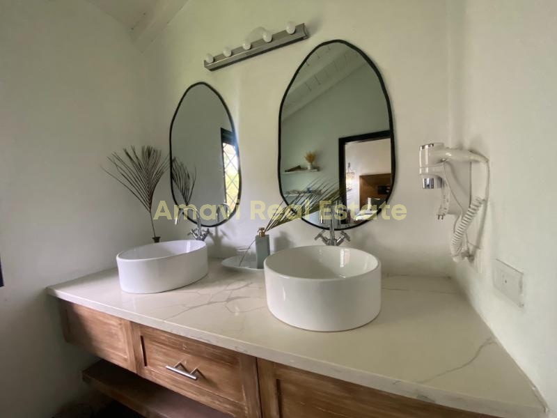 Coson, 5 Bedrooms Bedrooms, 0 ,5 BathroomsBathrooms,Villa,For Sale,0,1321
