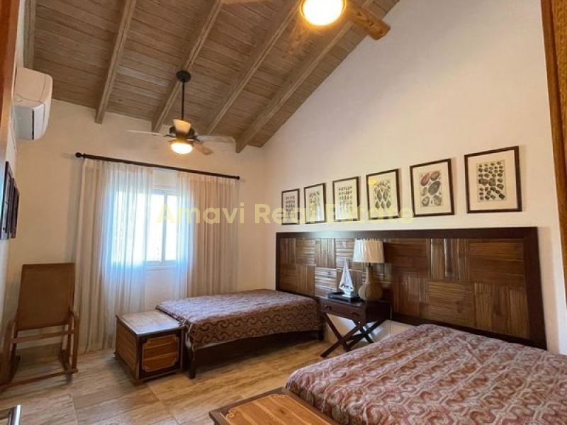 El Portillo, 3 Bedrooms Bedrooms, ,3 BathroomsBathrooms,Penthouse,For Sale,1035