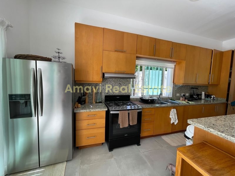Las Terrenas, 3 Bedrooms Bedrooms, ,2 BathroomsBathrooms,Villa,For Sale,1036