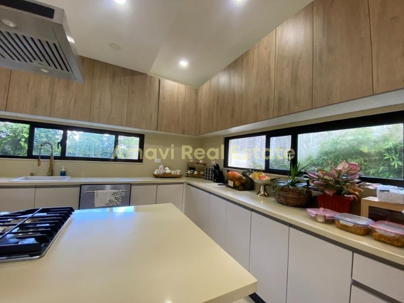 Las Terrenas, La Bonita, 5 Bedrooms Bedrooms, 0 ,5 BathroomsBathrooms,Villa,For Sale,0,1343