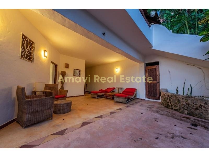 Coson, 7 Bedrooms Bedrooms, 0 ,5 BathroomsBathrooms,Villa,For Sale,0,1395