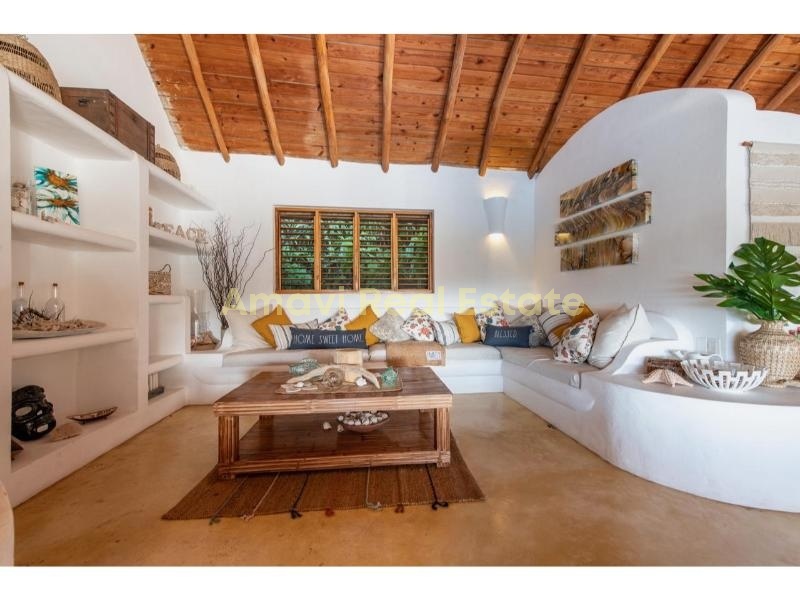 Coson, 7 Bedrooms Bedrooms, 0 ,5 BathroomsBathrooms,Villa,For Sale,0,1395