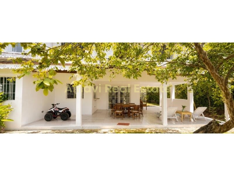Las Terrenas, La Ceiba / Bonita 32000, 6 Bedrooms Bedrooms, 0 ,4 BathroomsBathrooms,Villa,For Sale,0,1439