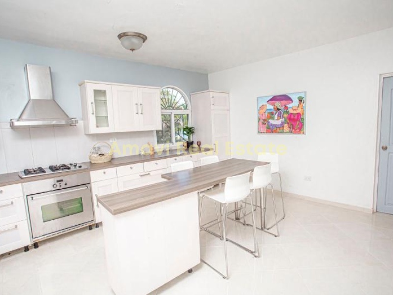 El Limon, 4 Bedrooms Bedrooms, ,3 BathroomsBathrooms,Villa,For Sale,1049
