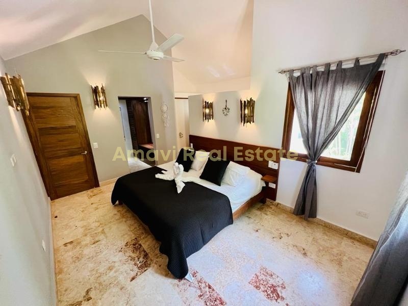 Playa Las Ballenas 32000, 4 Bedrooms Bedrooms, ,4 BathroomsBathrooms,Villa,For Sale,1050