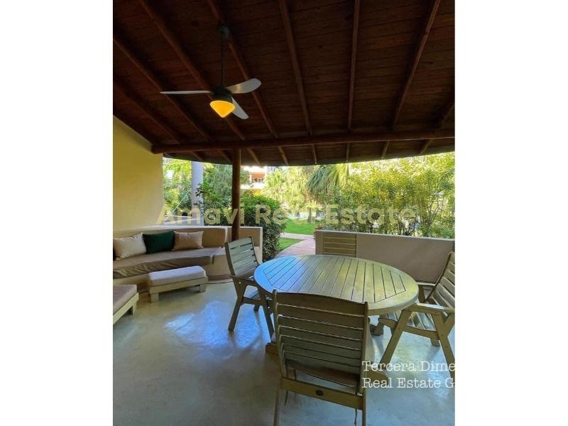 Las Ballenas, 2 Bedrooms Bedrooms, ,2 BathroomsBathrooms,Apartment,For Sale,1054