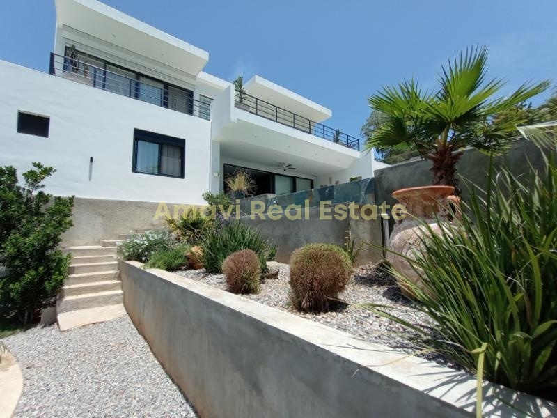 Barbacoa, 3 Bedrooms Bedrooms, ,3 BathroomsBathrooms,Villa,For Sale,1087